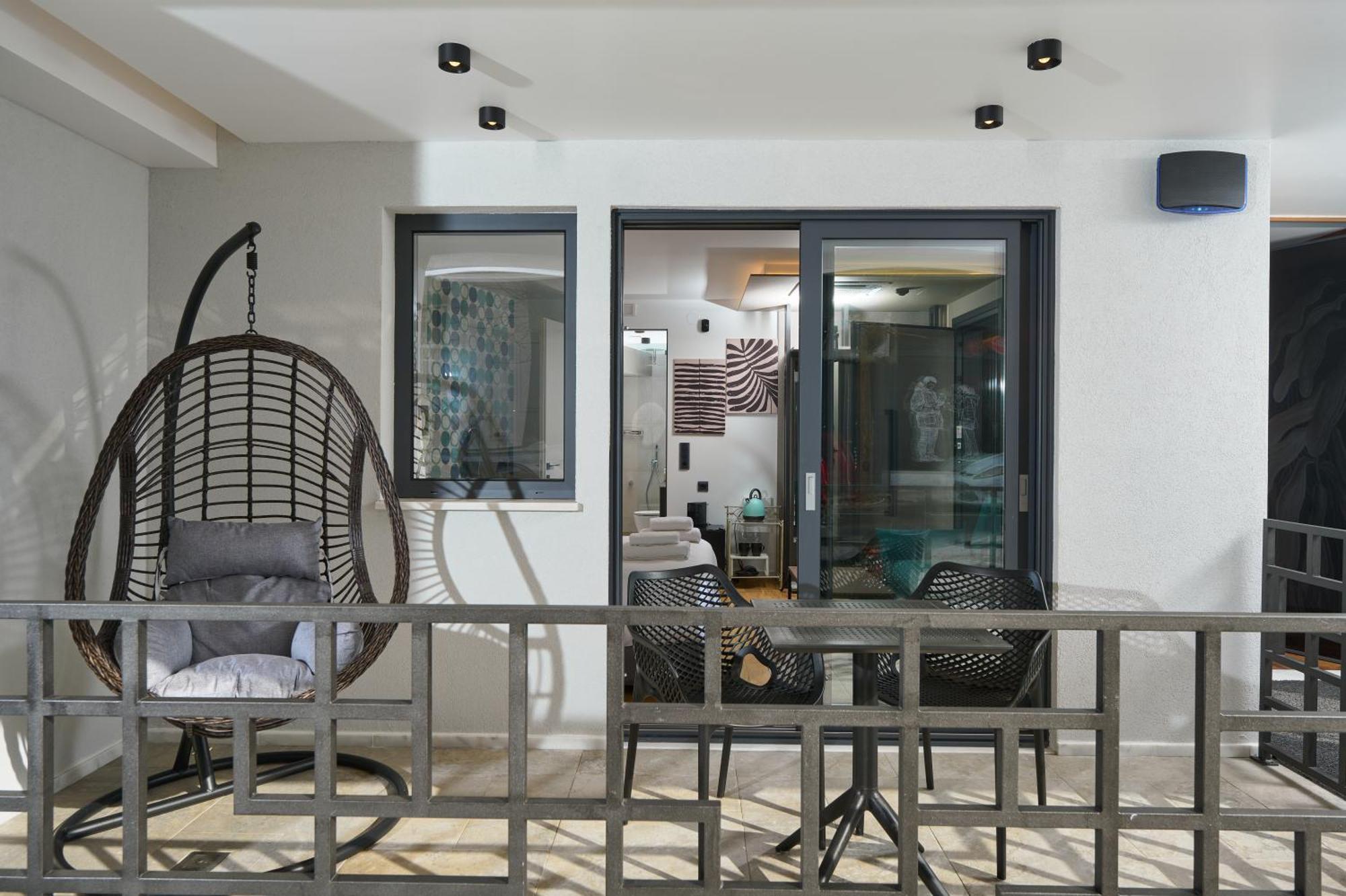 Sigma Suites Hotel เทสซาโลนิกิ ภายนอก รูปภาพ
